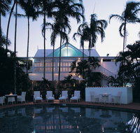 Ramada By Wyndham Cairns City Centre - Getaway Accommodation