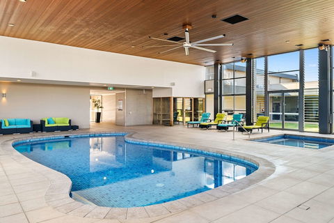 Quality Hotel Parklake Shepparton - Getaway Accommodation 3