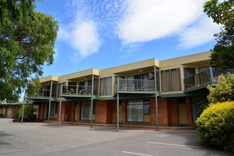Comfort Inn & Suites Lakes Entrance - Getaway Accommodation 5