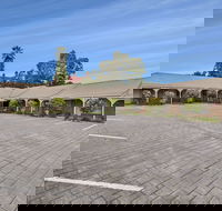 Bendigo Golden Square Motor Inn - Getaway Accommodation