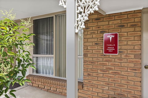 Bendigo Golden Square Motor Inn - Getaway Accommodation 1