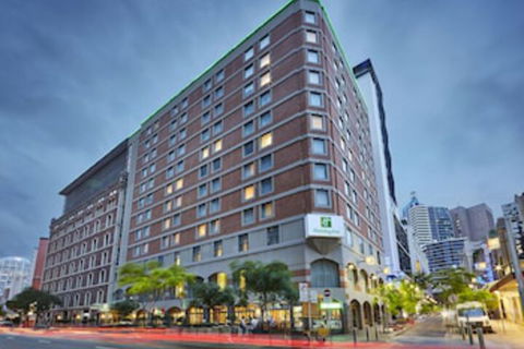 Holiday Inn Darling Harbour, An IHG Hotel - Getaway Accommodation 0