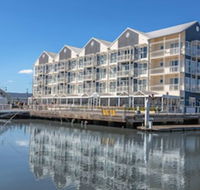 Peppers Seaport Hotel - Getaway Accommodation