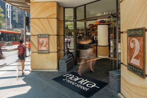 Mantra 2 Bond Street - Getaway Accommodation 1
