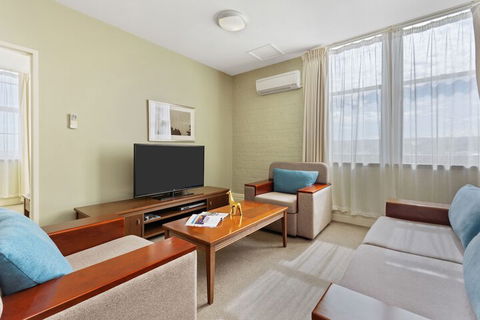 Quest Launceston Serviced Apartments - Getaway Accommodation 4