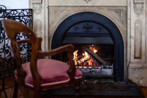 The Dragonfly Inn - Getaway Accommodation 3