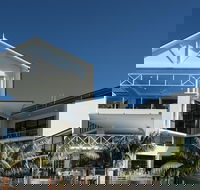 Sails Port Macquarie - By Rydges - Getaway Accommodation