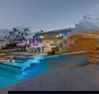 Platinum International - Getaway Accommodation