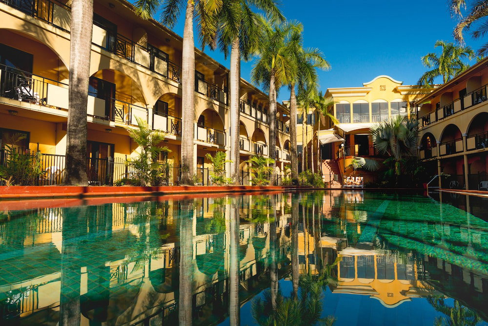 Manunda QLD Getaway Accommodation