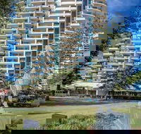 Mantra Broadbeach on the Park - Getaway Accommodation