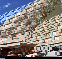 Royal Pacific Hotel - Getaway Accommodation
