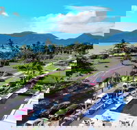 Holiday Inn Cairns Harbourside an IHG Hotel - Getaway Accommodation