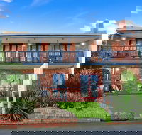 Tudor Motor Inn Warrnambool - Getaway Accommodation