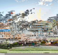 Novotel Cairns Oasis Resort - Getaway Accommodation