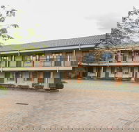 Gateway on Monash Boutique Hotel - Getaway Accommodation