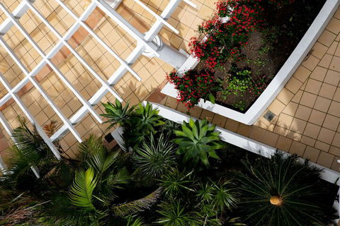 Mantra Coolangatta Beach - Getaway Accommodation 2