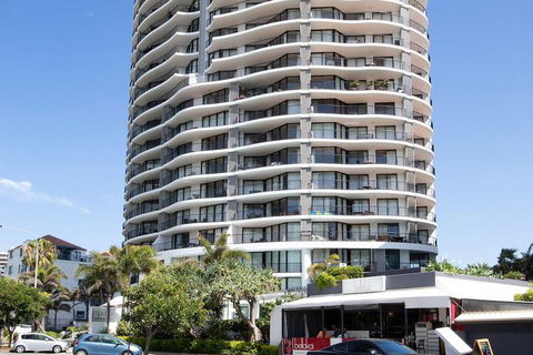 Mantra Coolangatta Beach - Getaway Accommodation 1