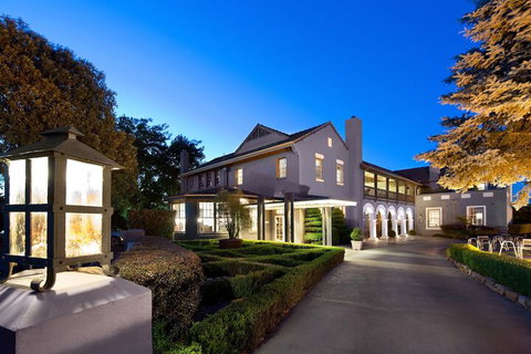 Peppers Mineral Springs Hotel - Getaway Accommodation 2