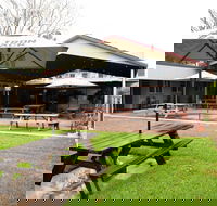 Royal Hotel Singleton - Getaway Accommodation
