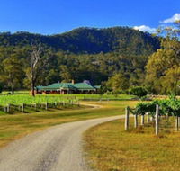 Ascella Organic Wine - Getaway Accommodation
