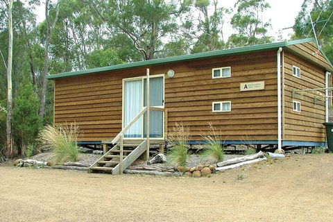 Hobart Bush Cabins - Getaway Accommodation 3