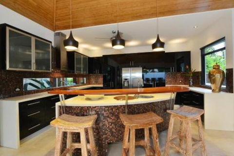 Mana Moana Beachfront Estate Port Douglas - Getaway Accommodation 5