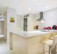 Whispering Palms - Getaway Accommodation