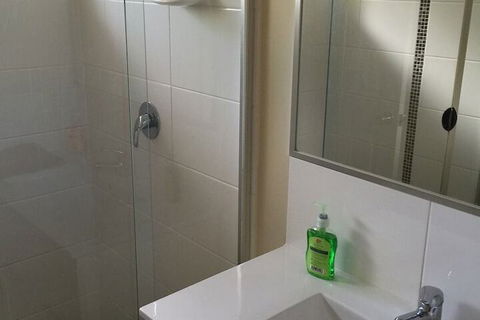 Holland Park Motel - Getaway Accommodation 1