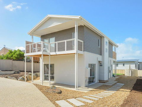 Boomer Beach Retreat Pet Friendly WiFi - Getaway Accommodation 1