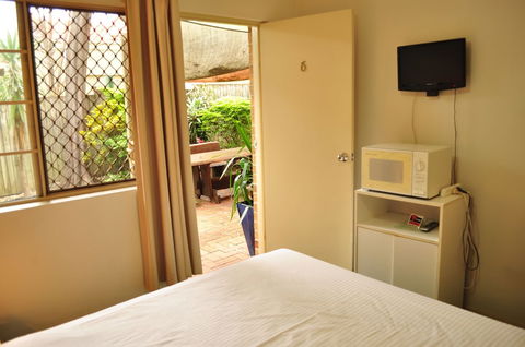 Isla House PA - Getaway Accommodation 0