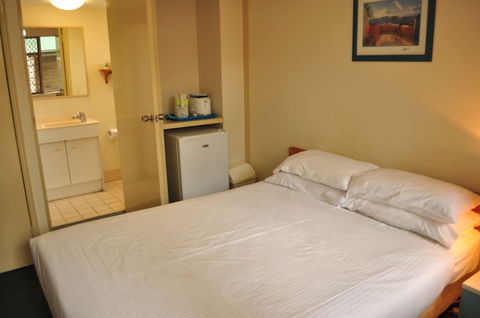 Isla House PA - Getaway Accommodation 1