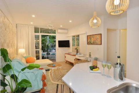 Retro Port Douglas - Getaway Accommodation 0
