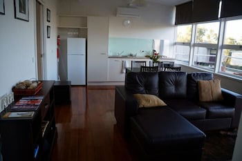 Harmony At Tower Hill - Getaway Accommodation 3