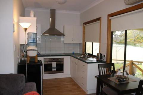 Owl Place In Hahndorf - Getaway Accommodation 3