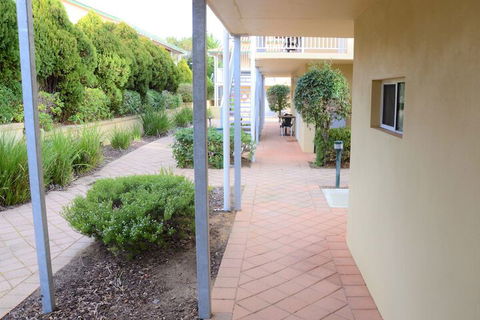 Higgins Lane Motel - Getaway Accommodation 1