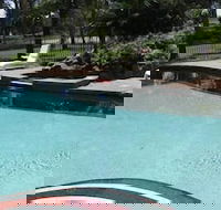 Charbonnier Motor Inn - Getaway Accommodation