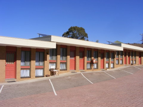 Eaglehawk Motel - Getaway Accommodation 1