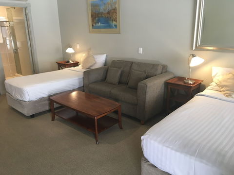 Shangri-La Gardens - Getaway Accommodation 4