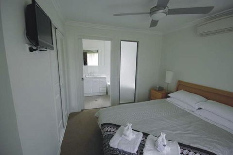 Broke Village Hideaway - Getaway Accommodation 4