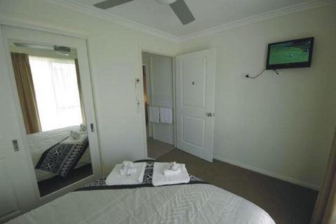 Broke Village Hideaway - Getaway Accommodation 1