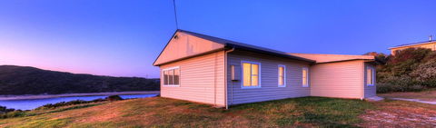 Arthur River Spa Cottage - Getaway Accommodation 0