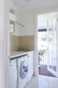 Hamptons Hinterland Retreat - Getaway Accommodation 2