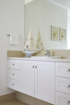 Hamptons Hinterland Retreat - Getaway Accommodation 6