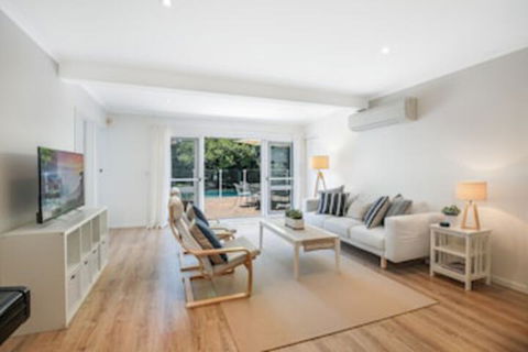 Greenwich Garden Apartment - Getaway Accommodation 0
