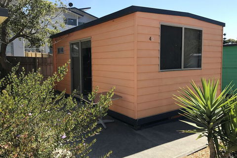 The Waterwheel Beach Cabins - Caravan Park - Getaway Accommodation 3