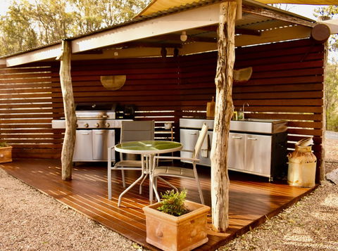 Ketchup's Bank Glamping - Getaway Accommodation 6