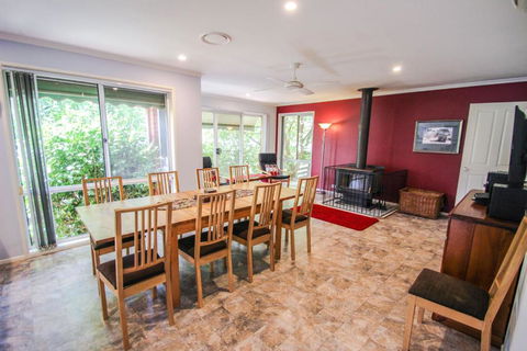 Hargreaves House - Getaway Accommodation 4
