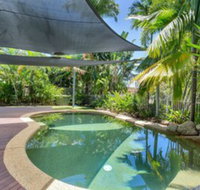 White Sapphire Holiday House - Getaway Accommodation