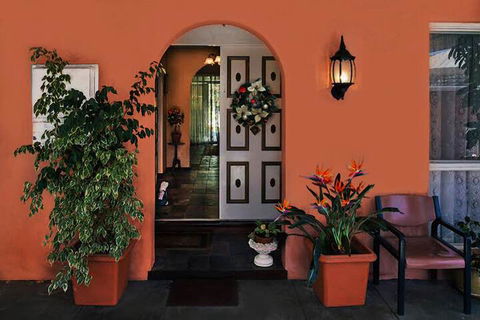 The Spanish Lodge And B&B - Getaway Accommodation 1