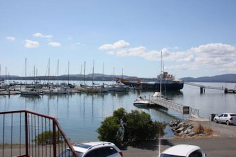 Beauty Point Waterfront Hotel - Getaway Accommodation 0